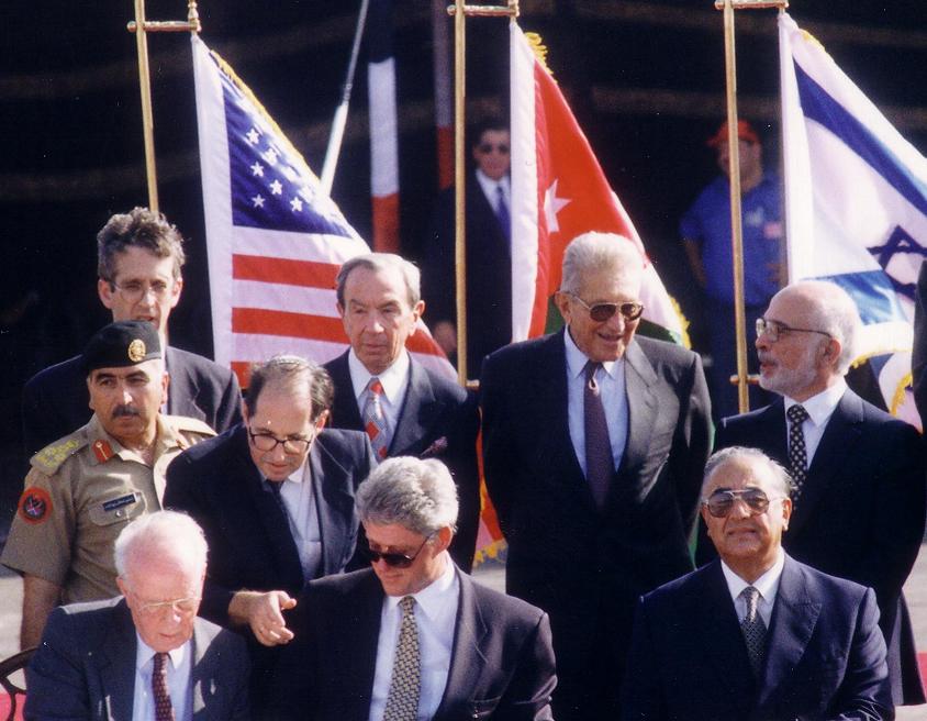 الأردن في عهد الملك عبد الله الثاني.. 12 رئيس وزراء و18 حكومة P_1598egijj1
