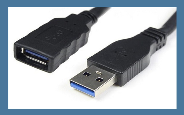  أنواع منافذ USB والفرق بين الألوان الخاصة بها  P_1981cw9xd4